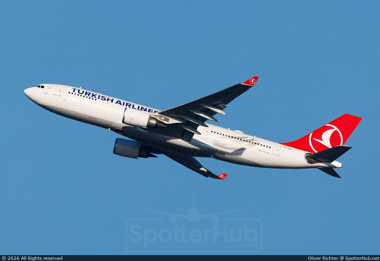 Photo of TC-JNE - Airbus A330-203 operated by Turkish Airlines