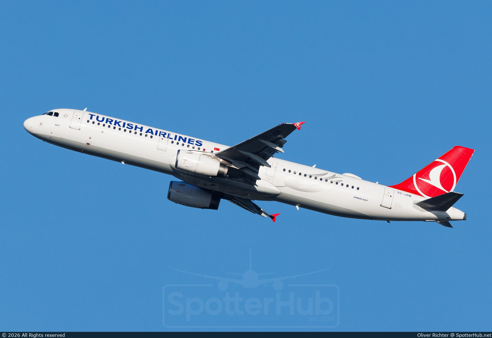 Photo of TC-JSB - Airbus A321-231 operated by Turkish Airlines