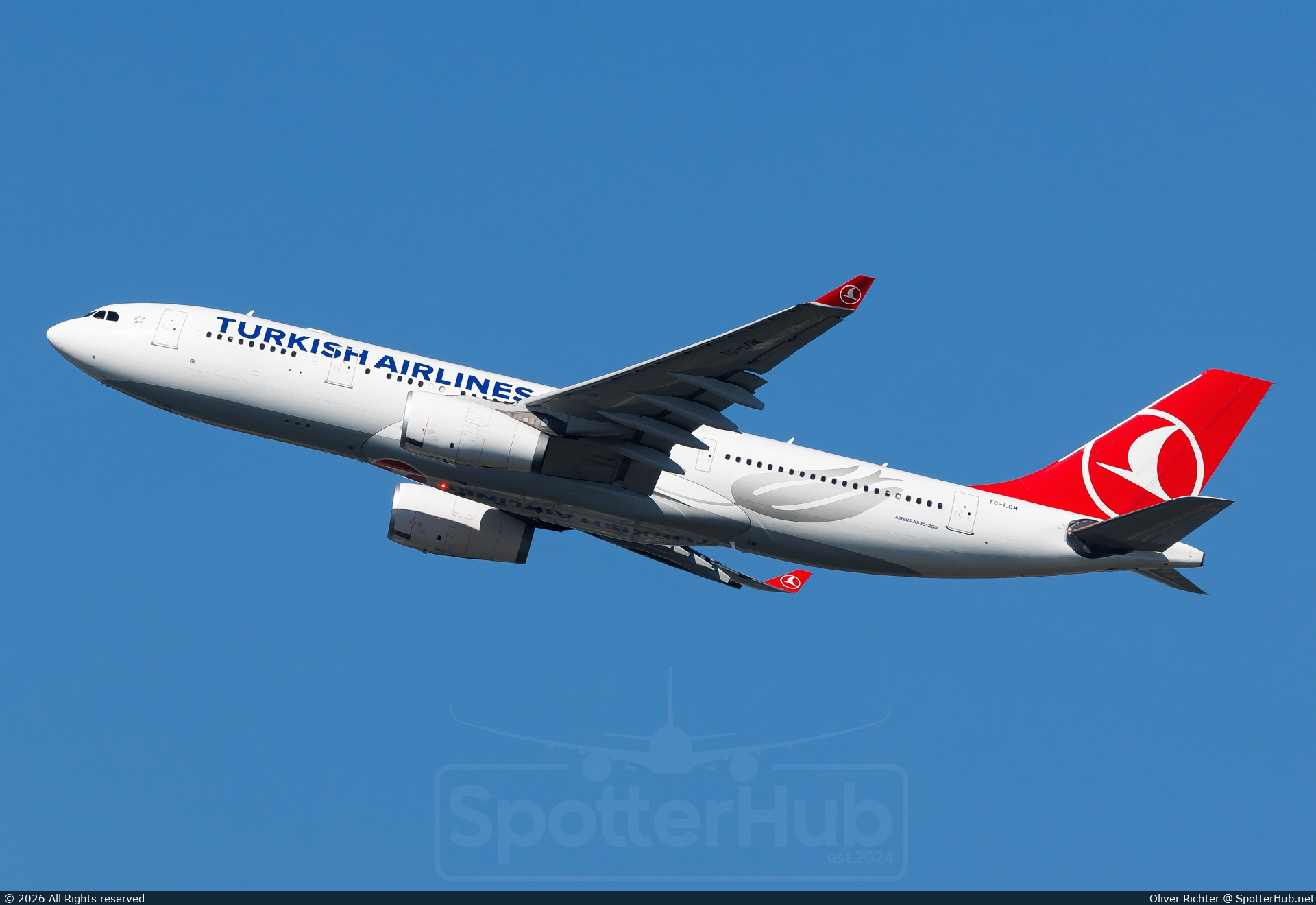 Photo of TC-LOM - Airbus A330-243 operated by Turkish Airlines