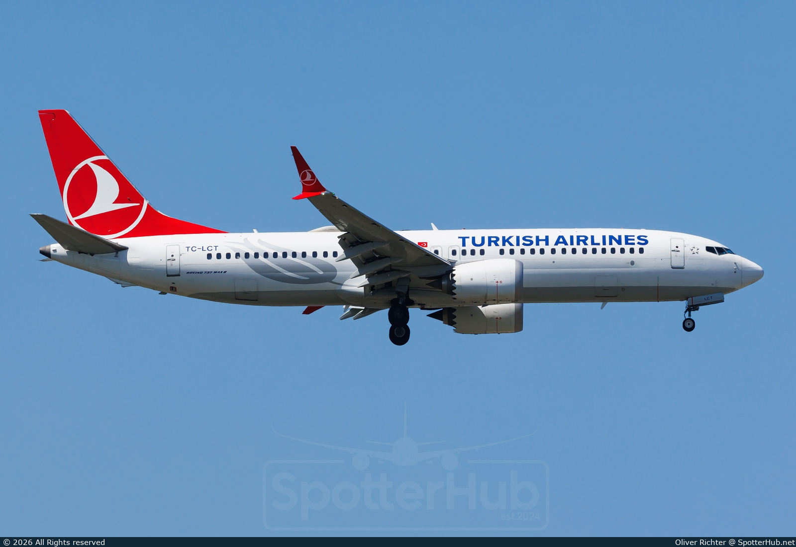 Photo of TC-LCT - Boeing 737 MAX 8 operated by Turkish Airlines