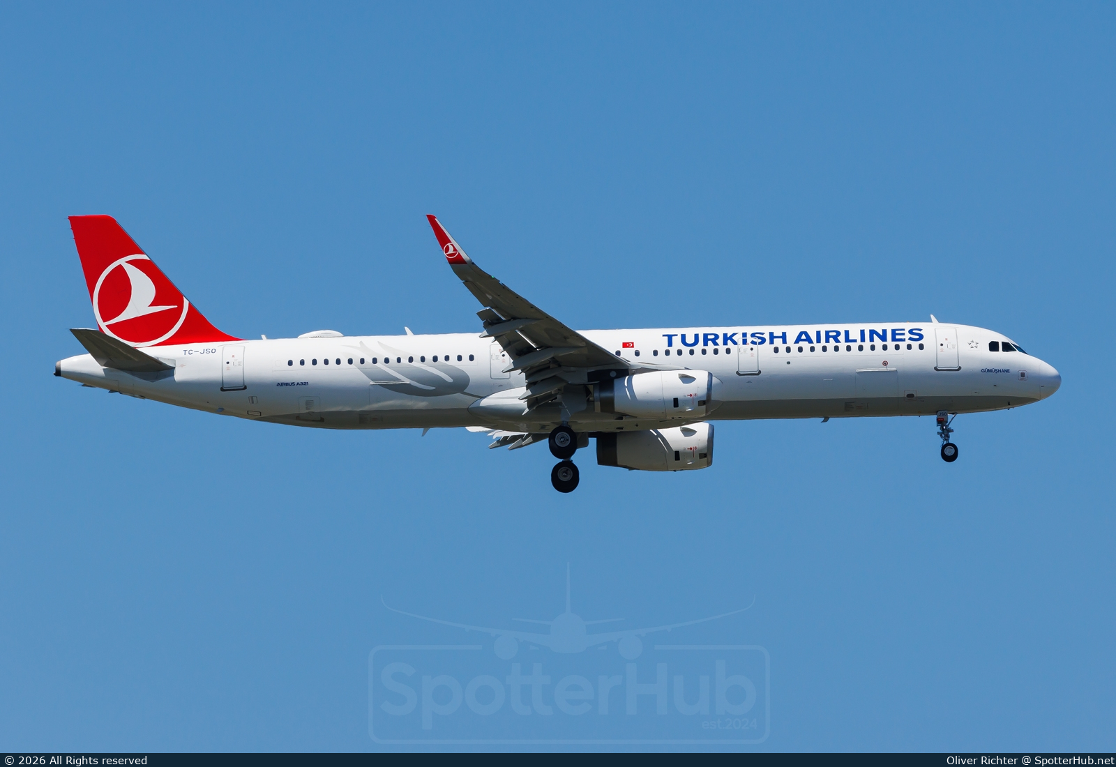 Photo of TC-JSO - Airbus A321-231 operated by Turkish Airlines