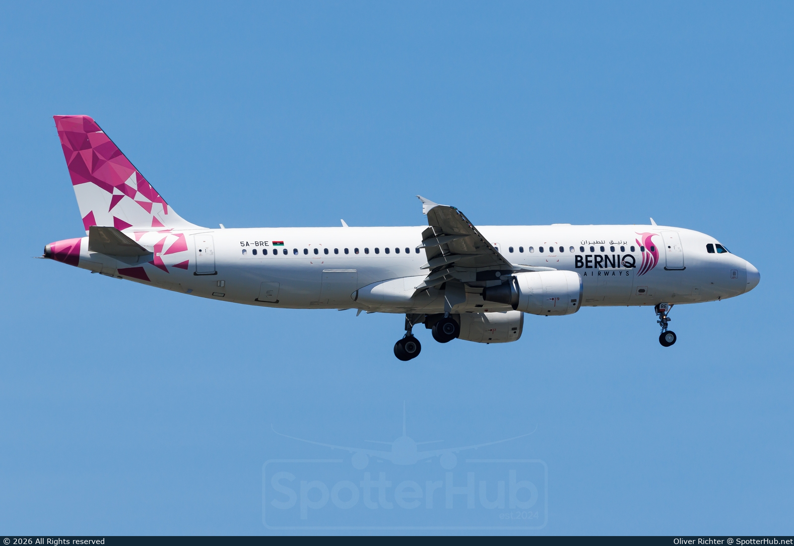 Photo of 5A-BRE - Airbus A320-214 operated by Berniq Airways