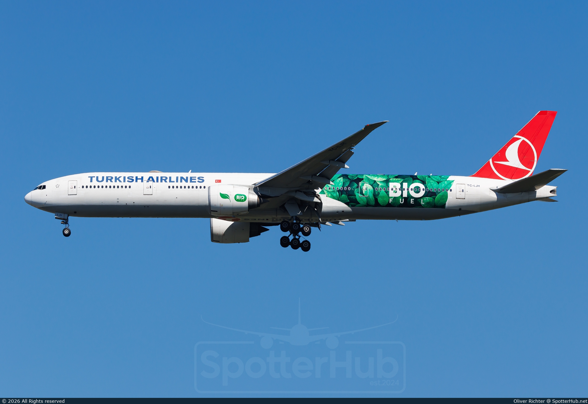 Photo of TC-LJH - Boeing 777-3F2(ER) operated by Turkish Airlines