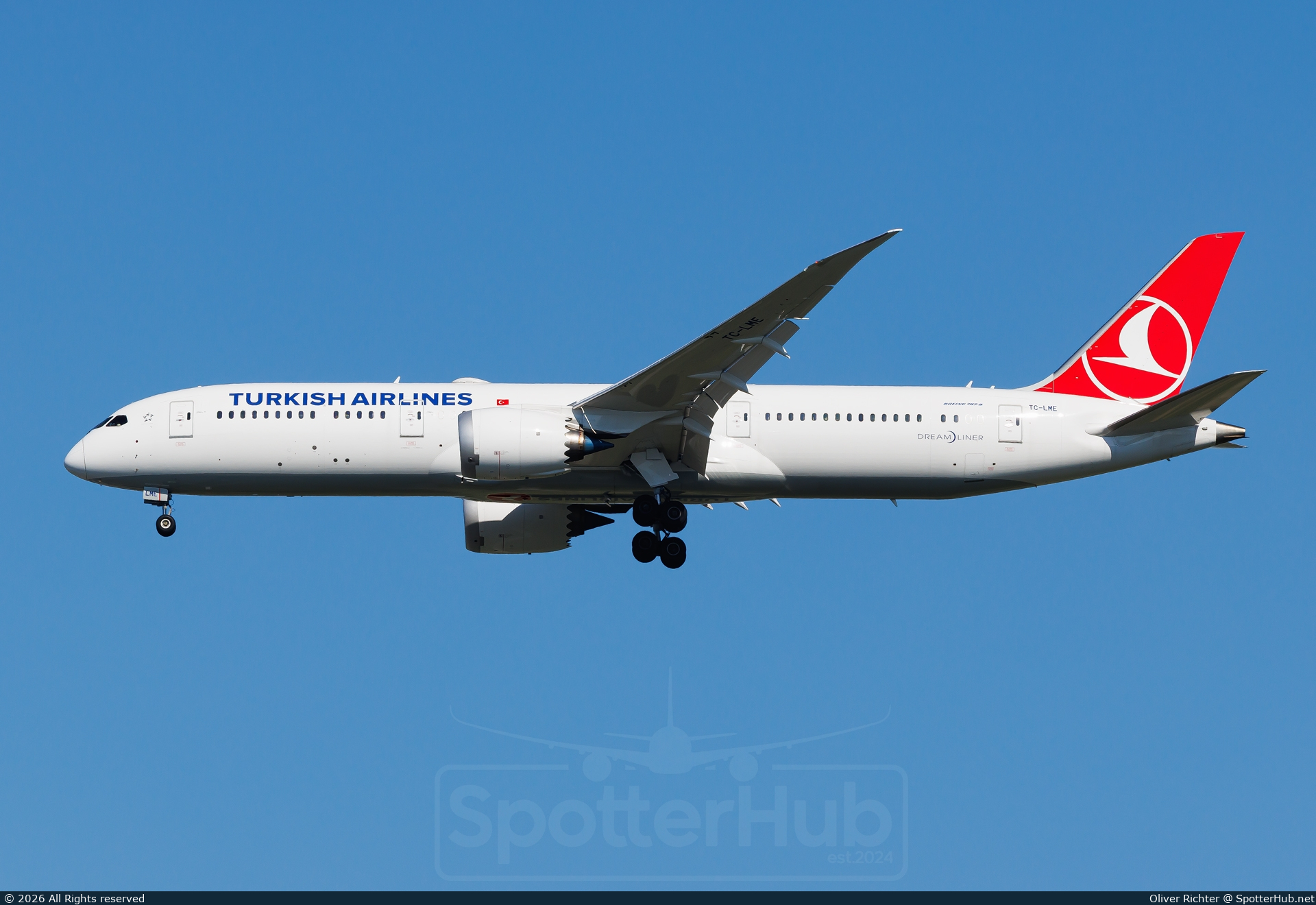 Photo of TC-LME - Boeing 787-9 Dreamliner operated by Turkish Airlines