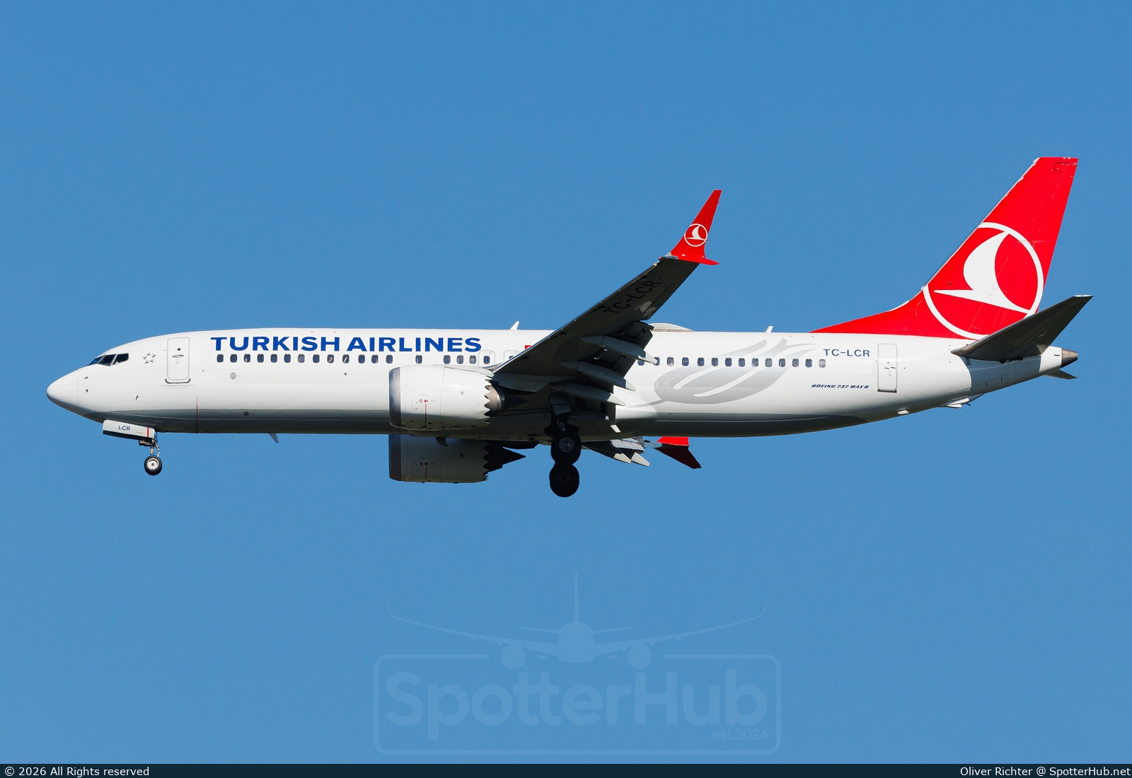 Photo of TC-LCR - Boeing 737 MAX 8 operated by Turkish Airlines