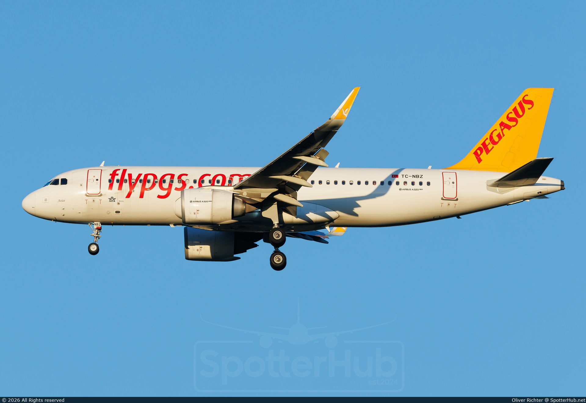 Photo of TC-NBZ - Airbus A320-251N operated by Pegasus Airlines