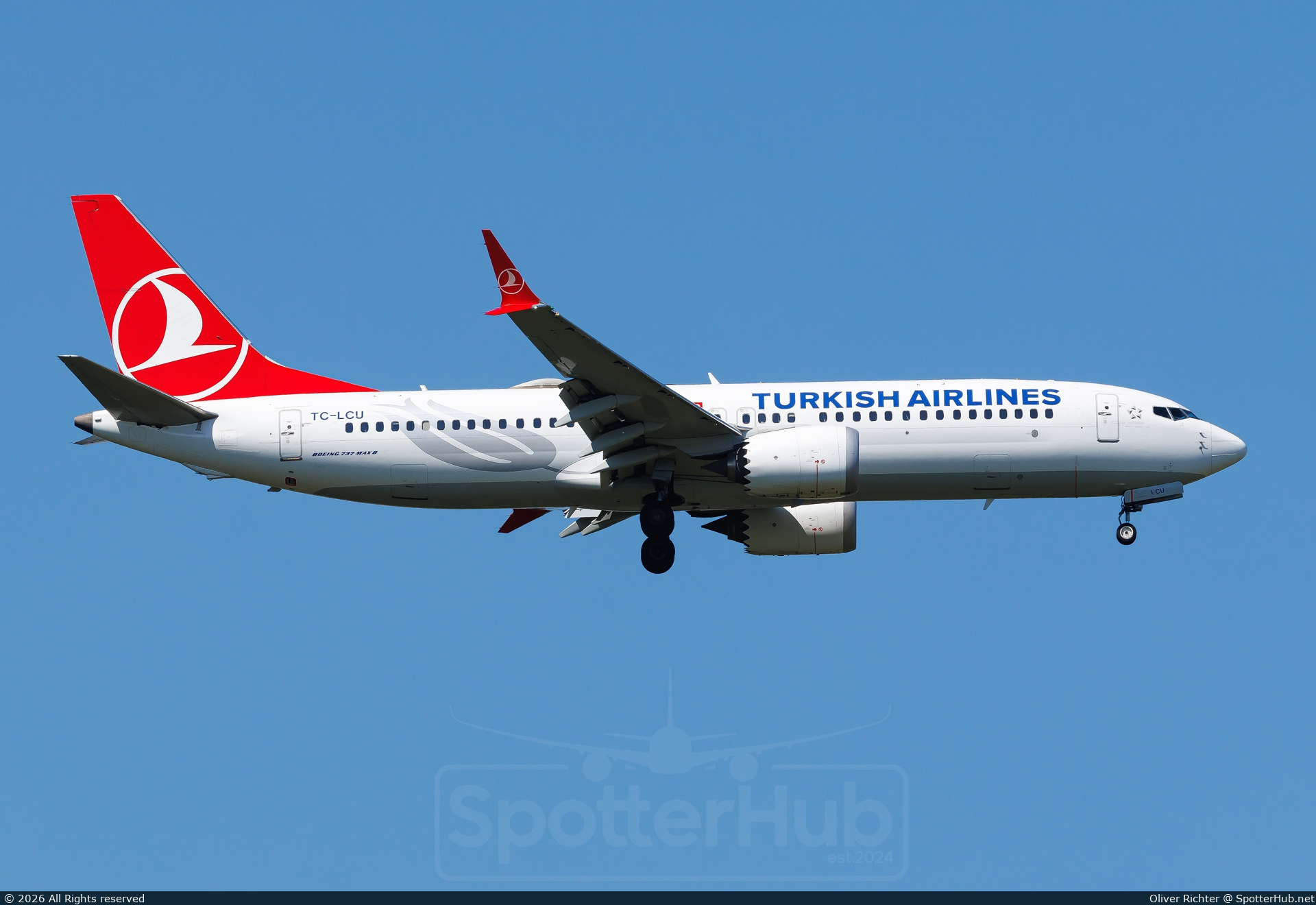 Photo of TC-LCU - Boeing 737 MAX 8 operated by Turkish Airlines