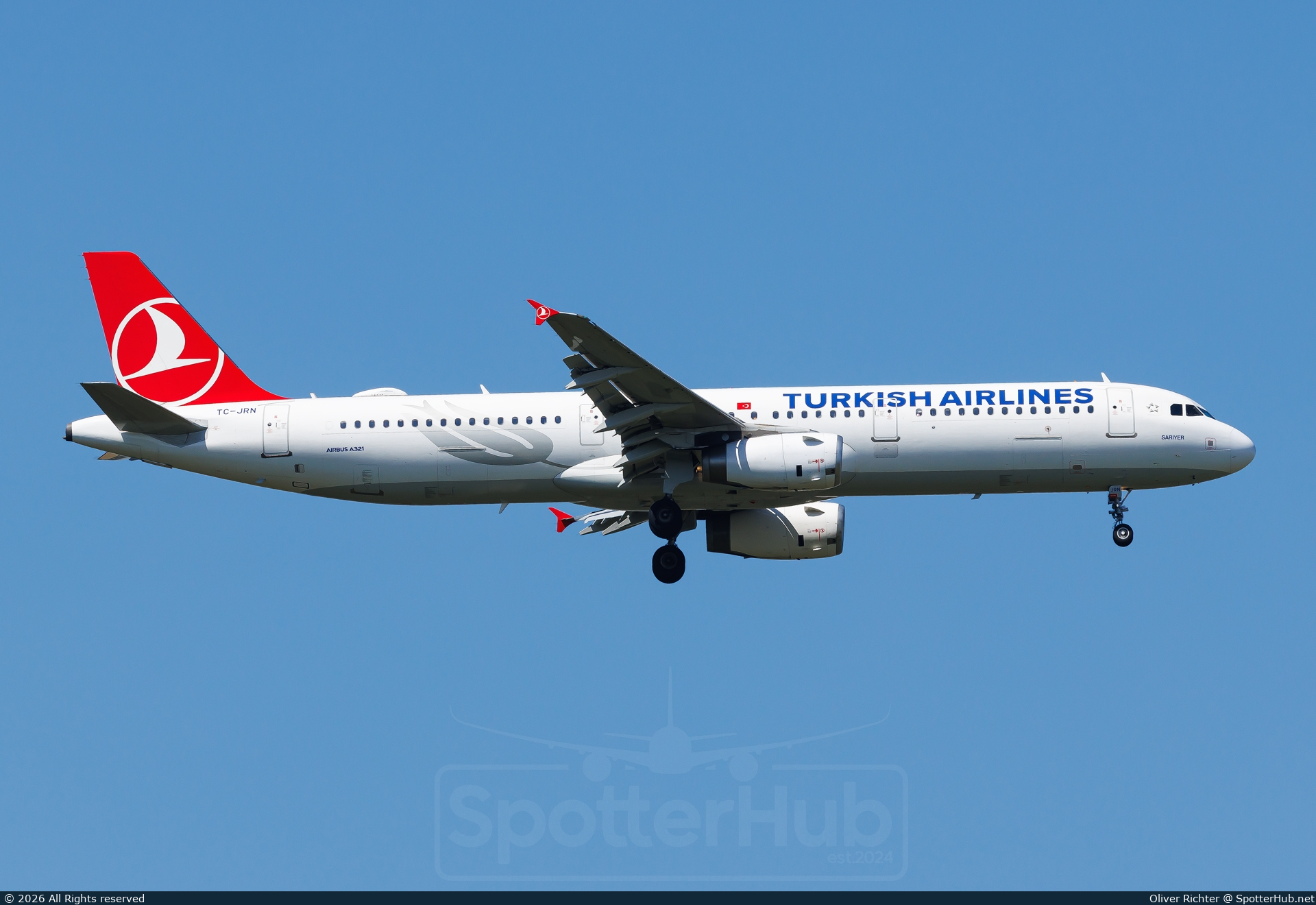 Photo of TC-JRN - Airbus A321-231 operated by Turkish Airlines
