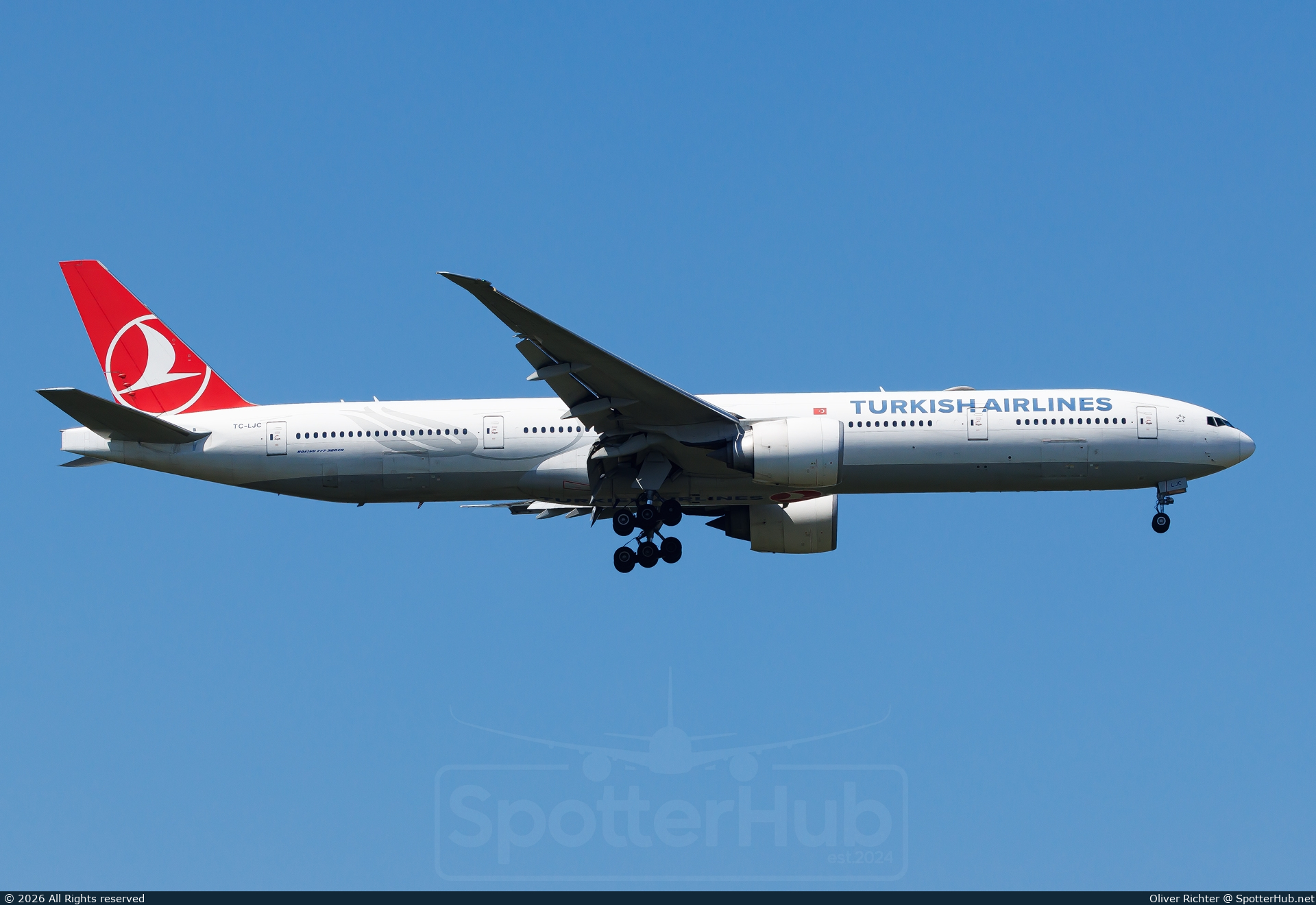 Photo of TC-LJC - Boeing 777-3F2(ER) operated by Turkish Airlines