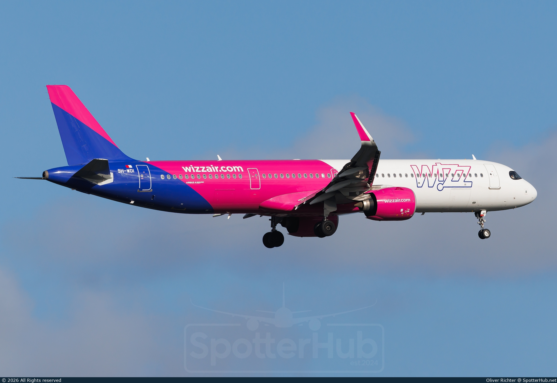 Photo of 9H-WDI - Airbus A321-271NX operated by Wizz Air Malta