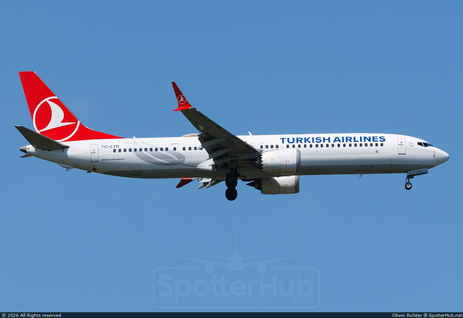 Photo of TC-LYD - Boeing 737 MAX 9 operated by Turkish Airlines