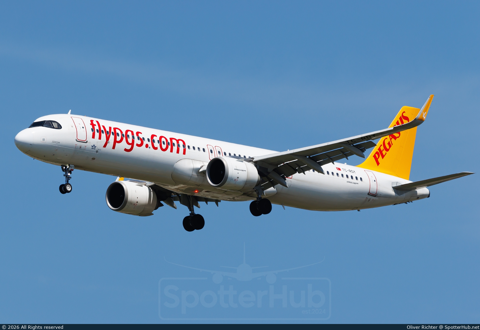 Photo of TC-RDY - Airbus A321-251NX operated by Pegasus Airlines