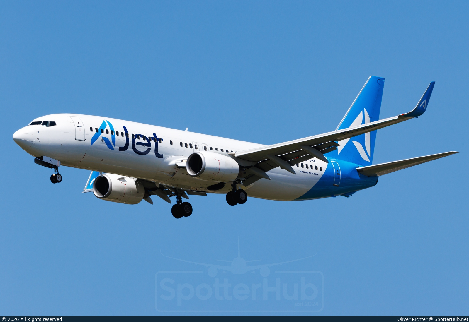 Photo of TC-JHA - Boeing 737-8F2 operated by AJet