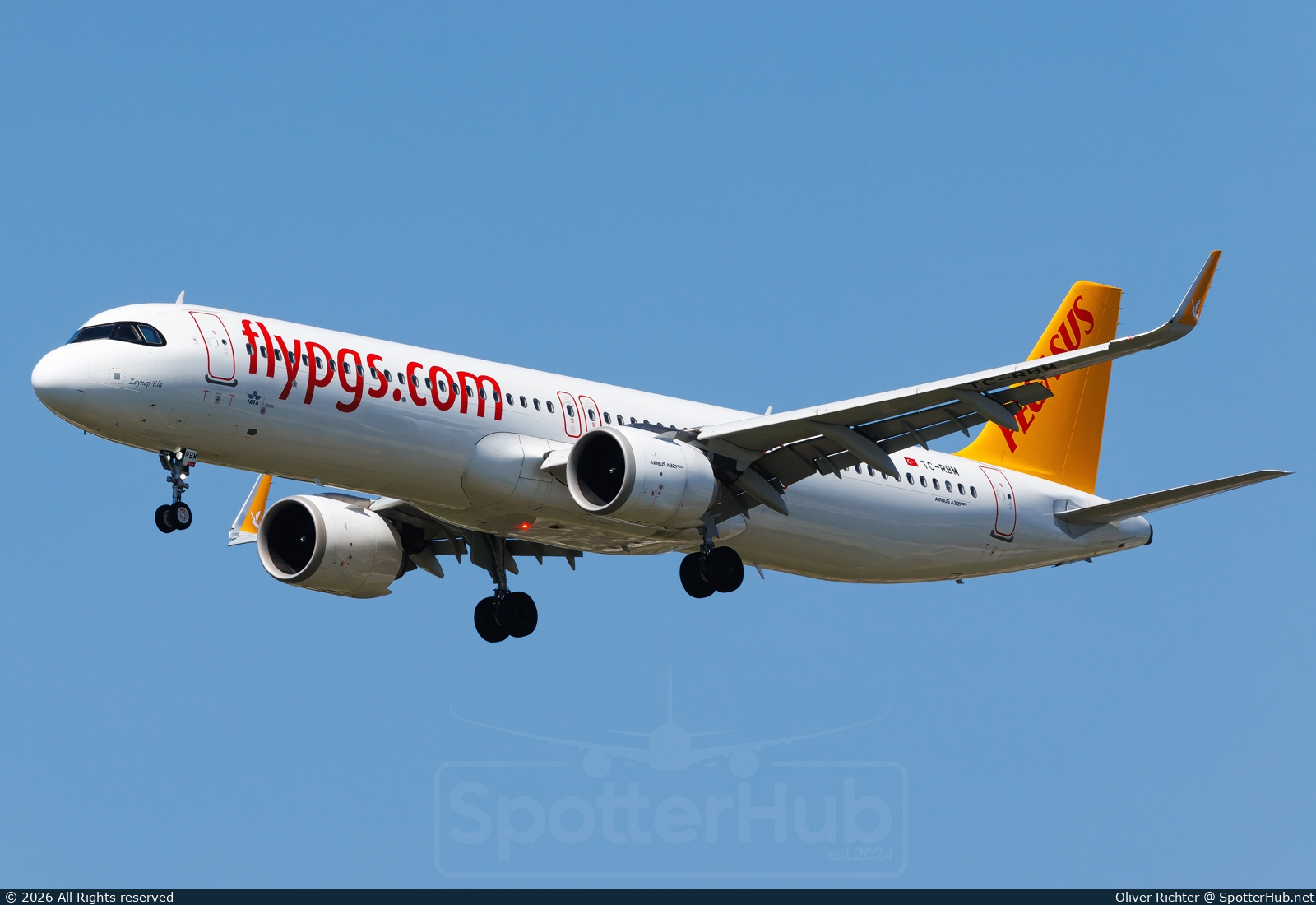Photo of TC-RBM - Airbus A321-251NX operated by Pegasus Airlines