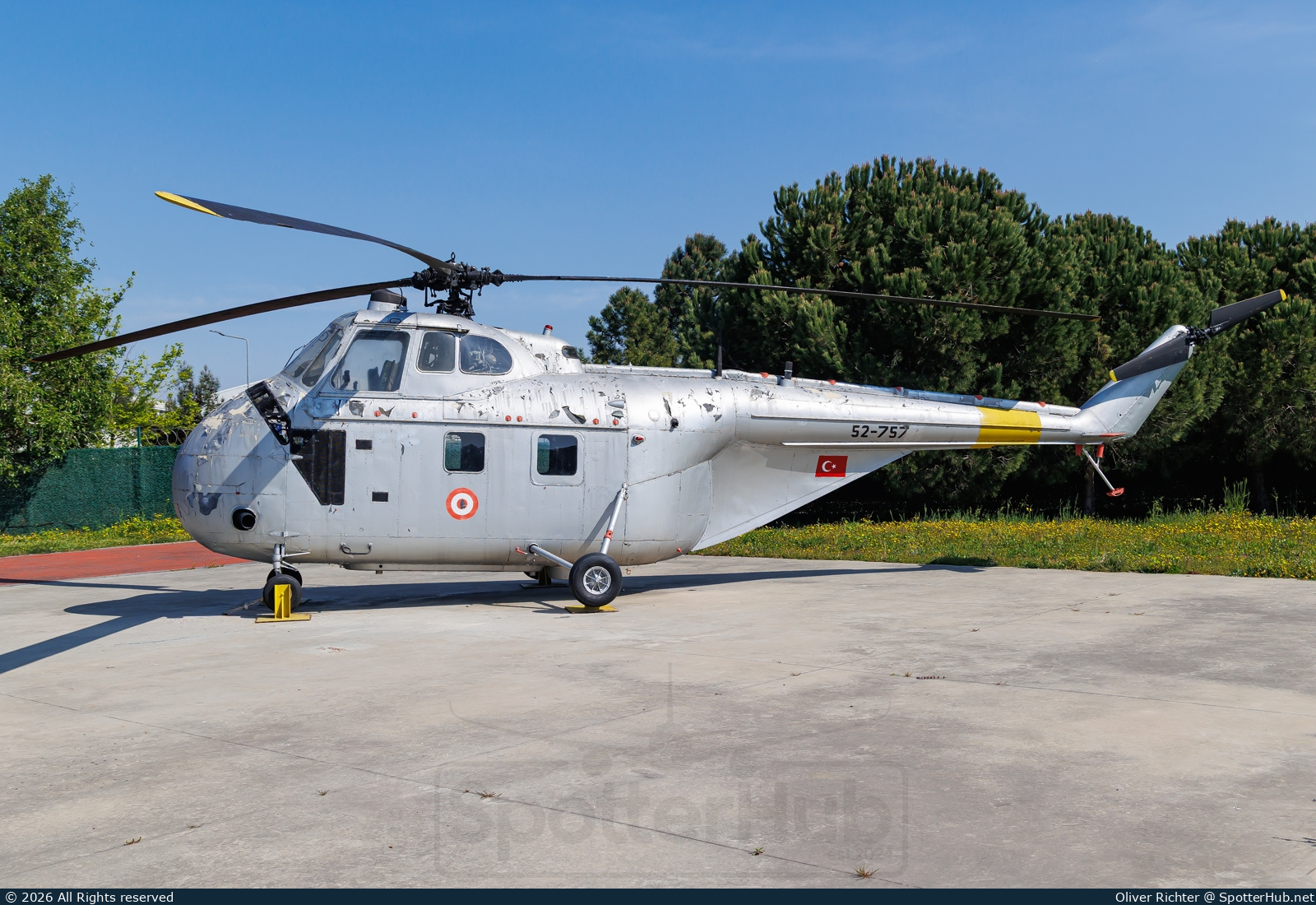 Photo of 52-7577 - Sikorsky UH-19B Chickasaw operated by Turkish Air Force