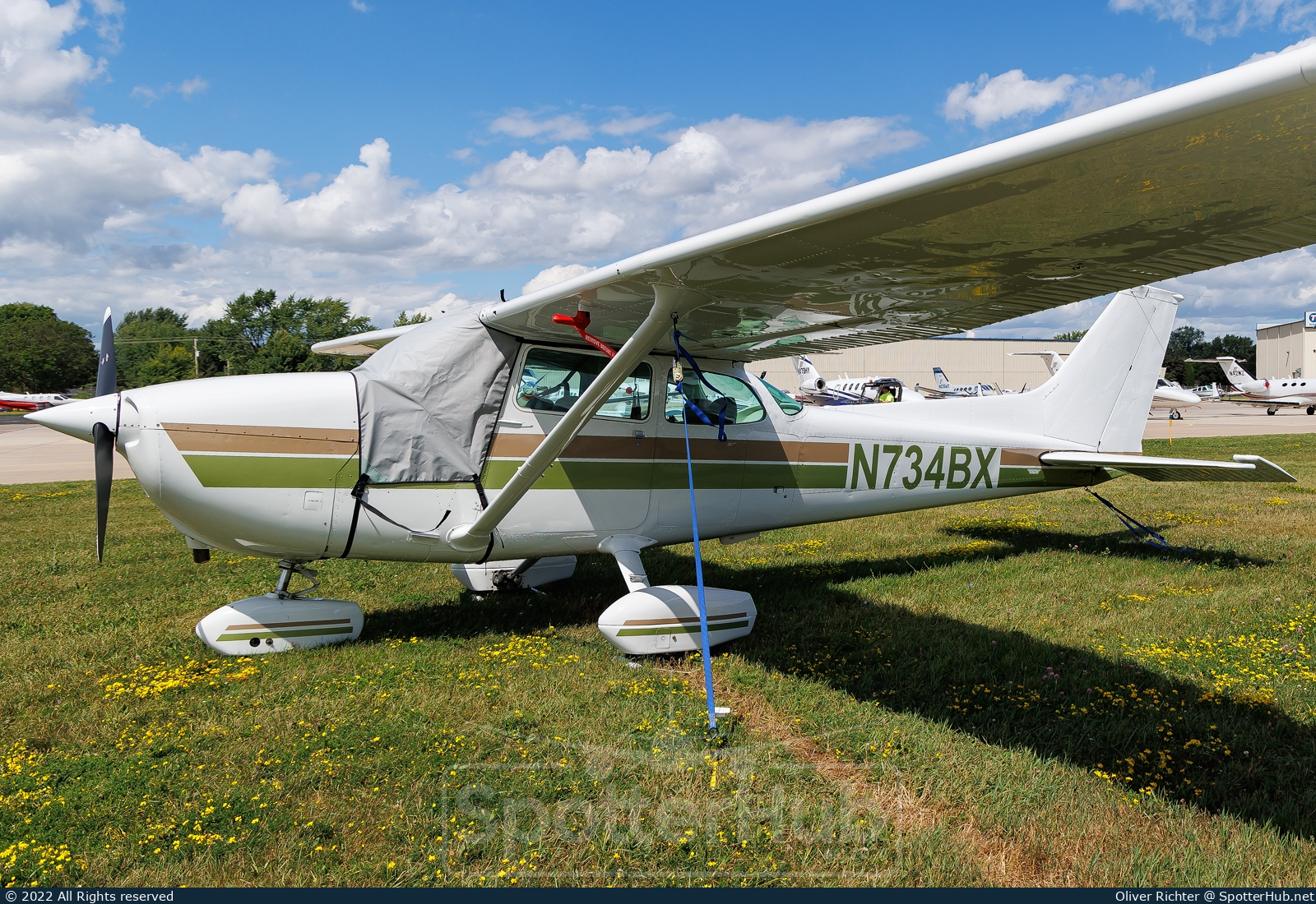 Photo of N734BX - Cessna 172N Skyhawk operated by Private