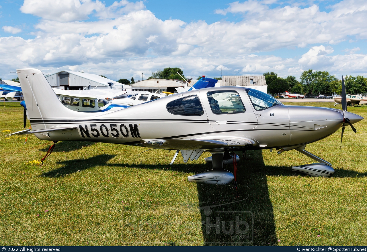 Photo of N5050M - Cirrus SR22 G5 operated by MariJune Aviation
