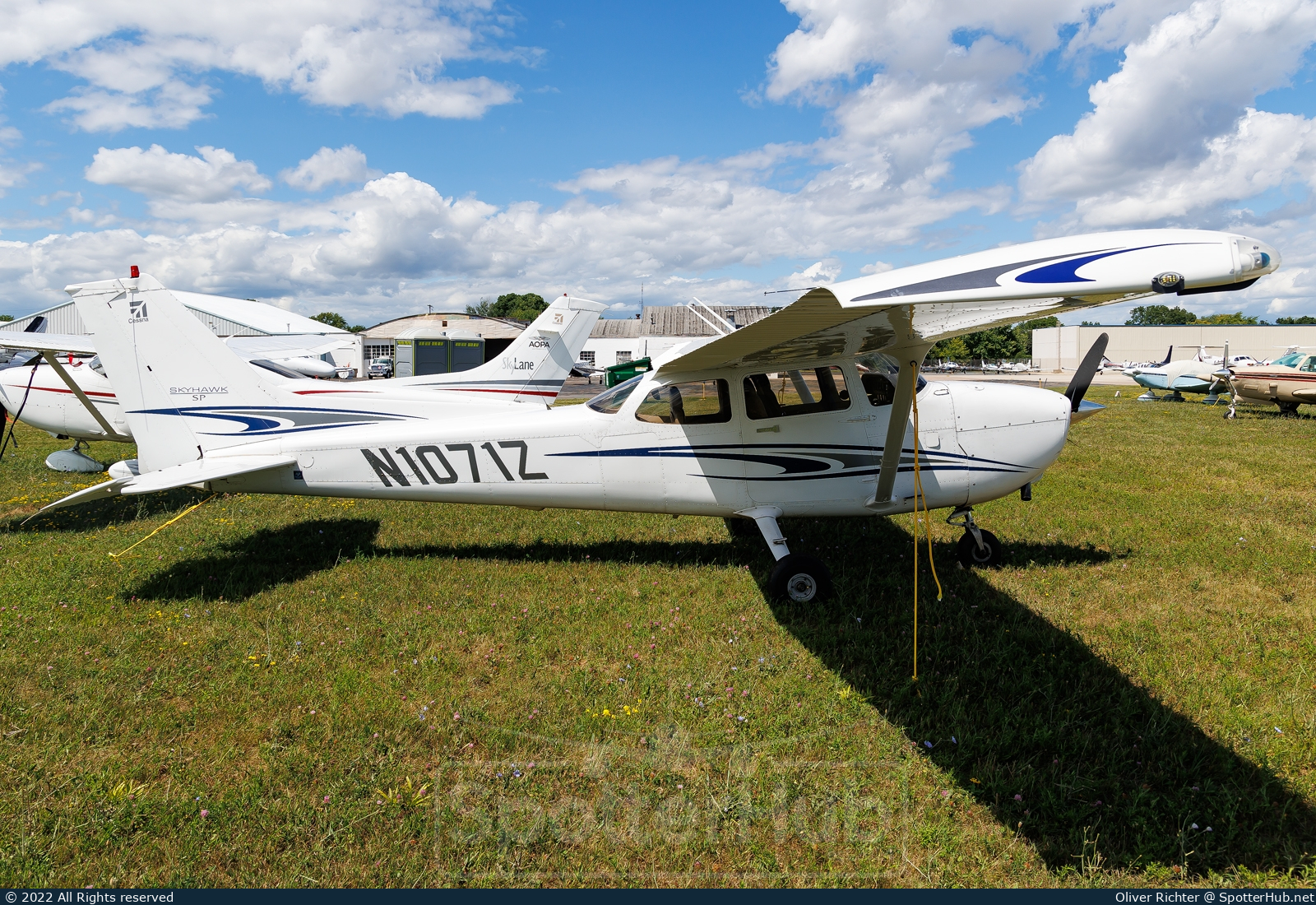 Photo of N1071Z - Cessna 172S Skyhawk SP operated by Wingnuts Flying Club