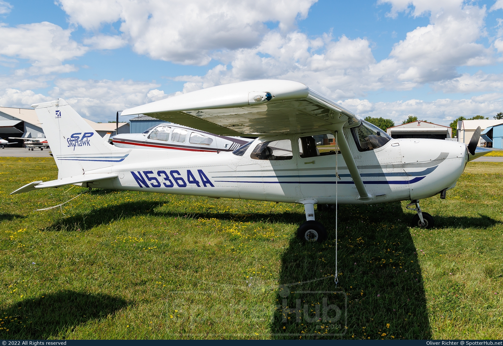 Photo of N5364A - Cessna 172S Skyhawk SP operated by Bradley Flying Association
