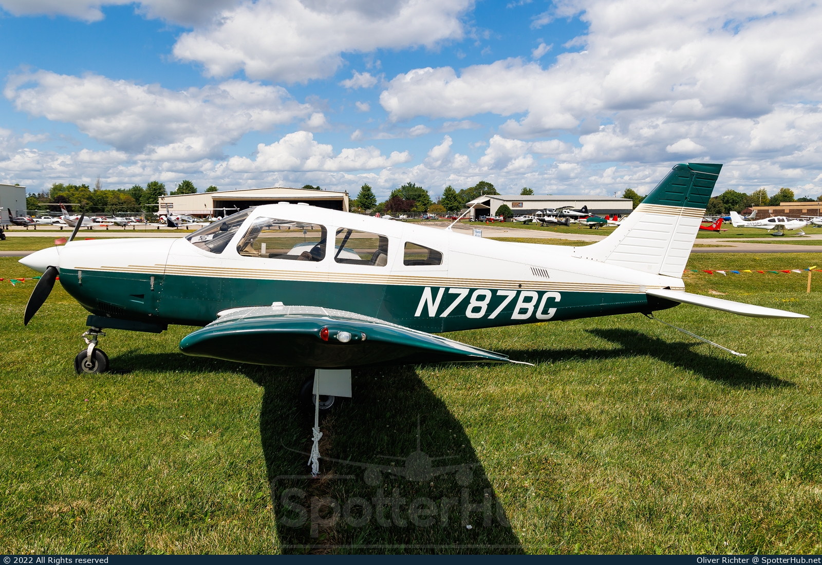 Photo of N787BG - Piper PA-28R-201 Cherokee Arrow operated by Westchester Flying Club