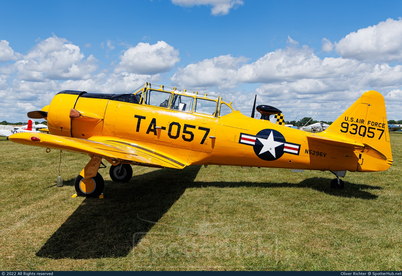 Photo of N5296V - North American T-6G Texan operated by Private