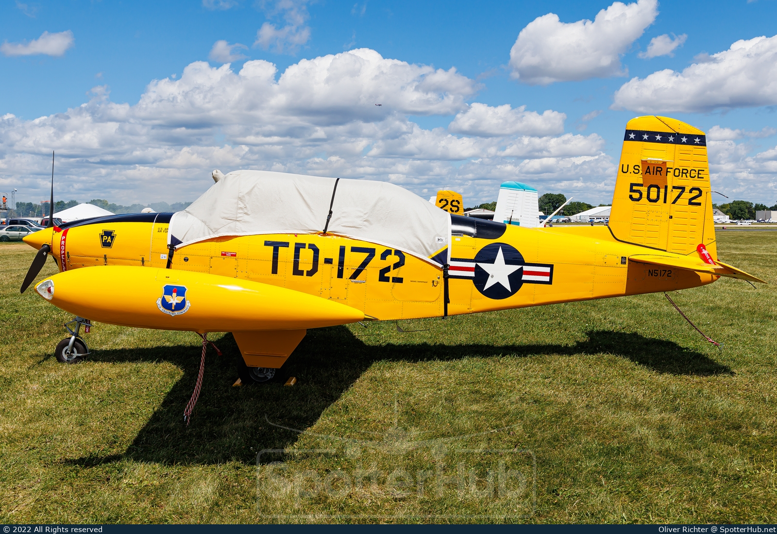 Photo of N5172 - Beechcraft T-34A Mentor operated by Private