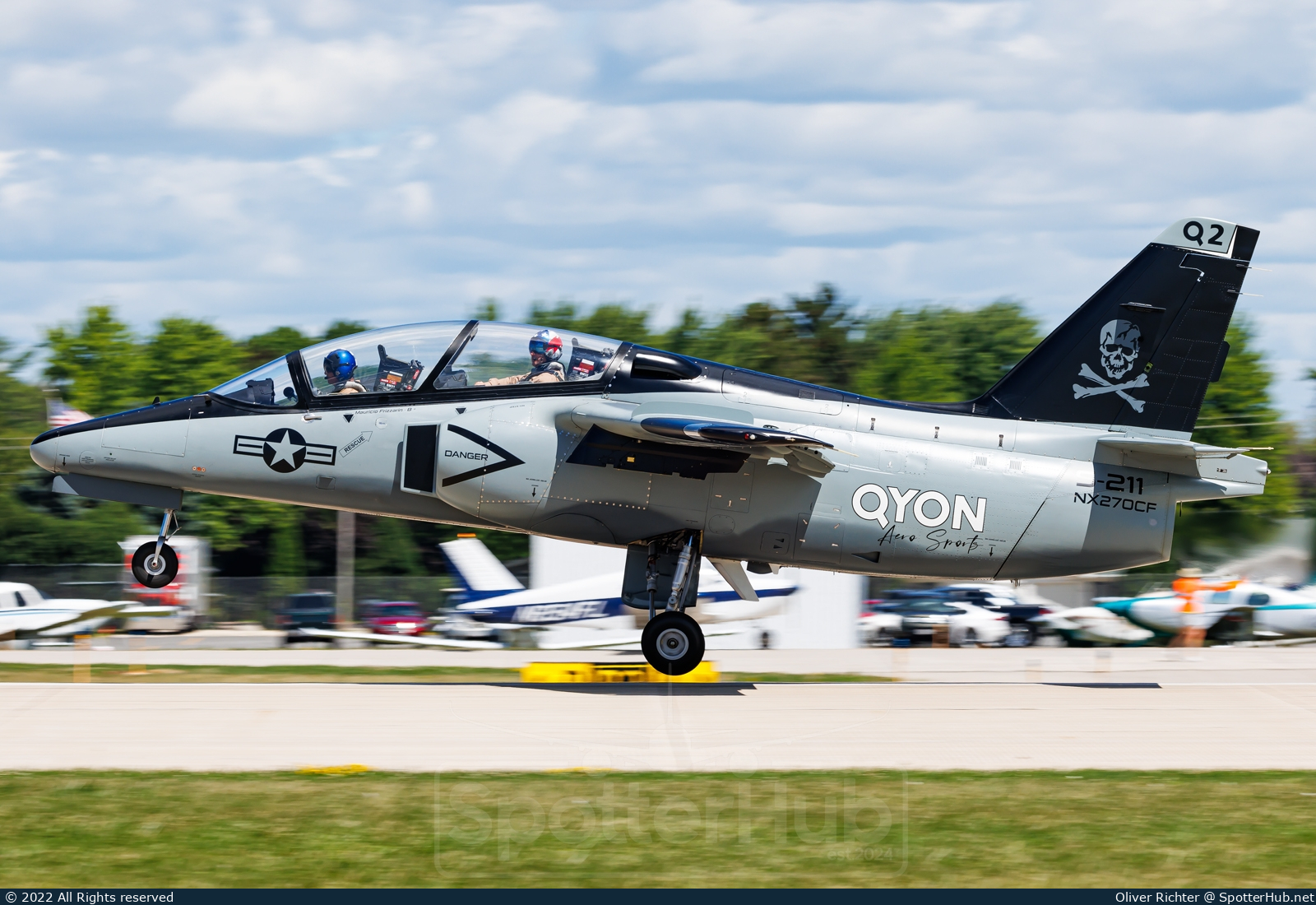 Photo of NX270CF - SIAI-Marchetti S.211 operated by QYON Aerosports Jet Team