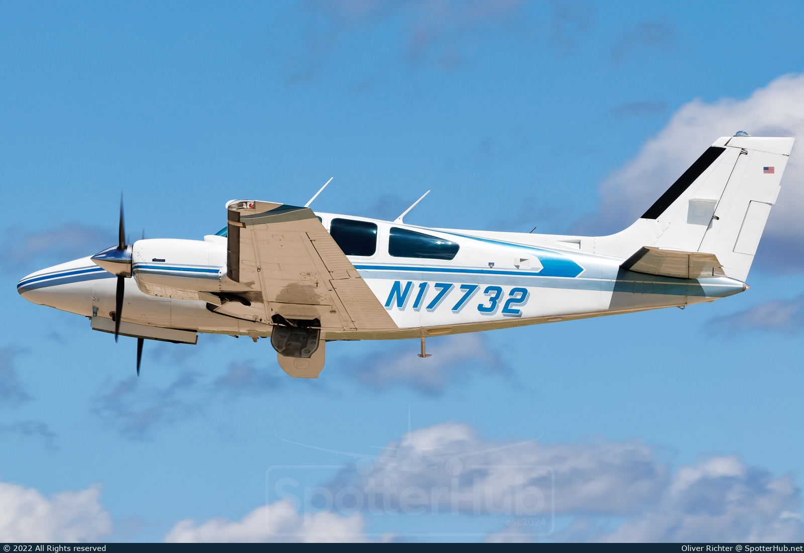 Photo of N17732 - Beechcraft E55 Baron operated by Private