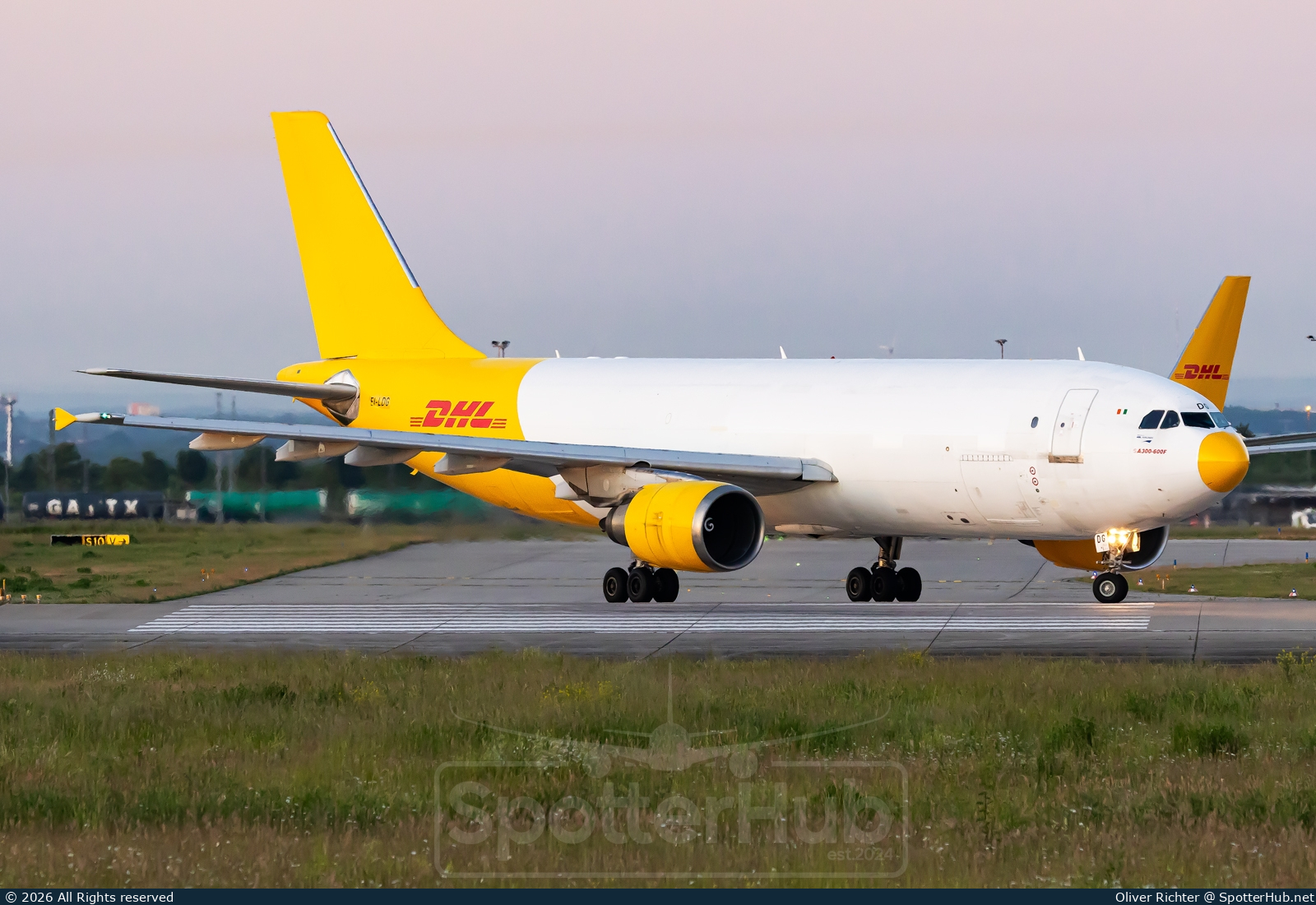 Photo of EI-LDG - Airbus A300F4-605R operated by ASL Airlines Ireland