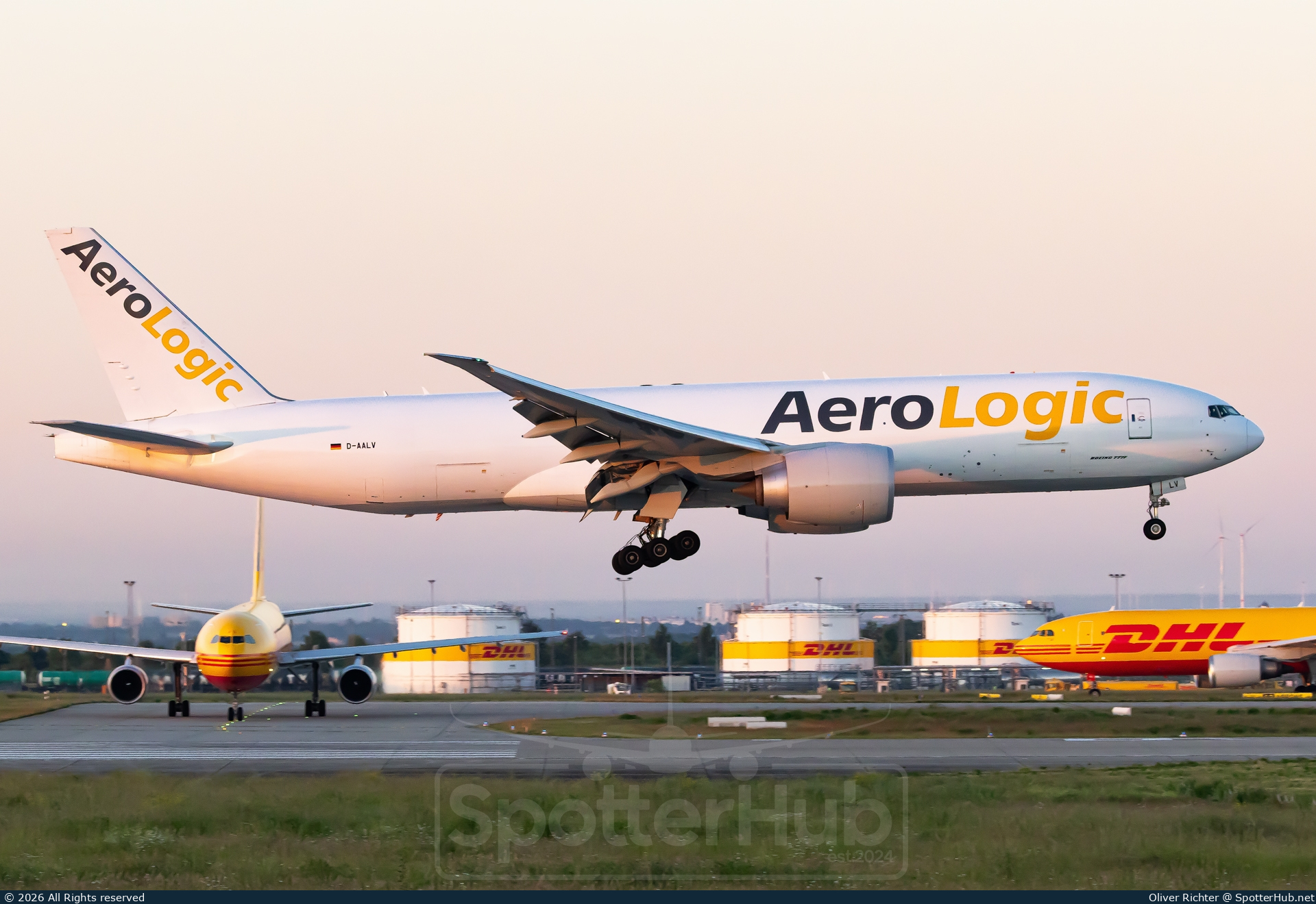 Photo of D-AALV - Boeing 777-F operated by AeroLogic