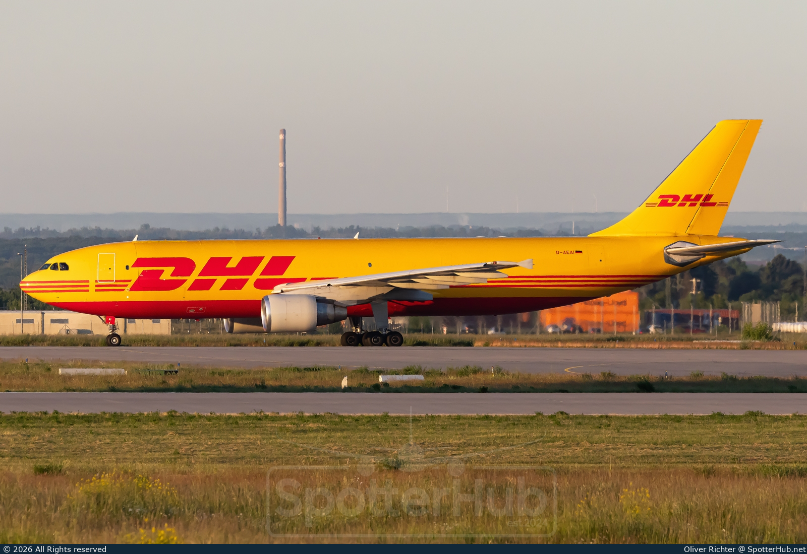 Photo of D-AEAI - Airbus A300B4-622R(F) operated by European Air Transport