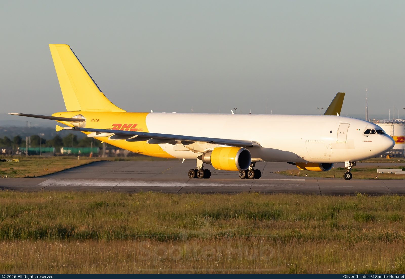 Photo of EI-LDB - Airbus A300F4-605R operated by ASL Airlines Ireland