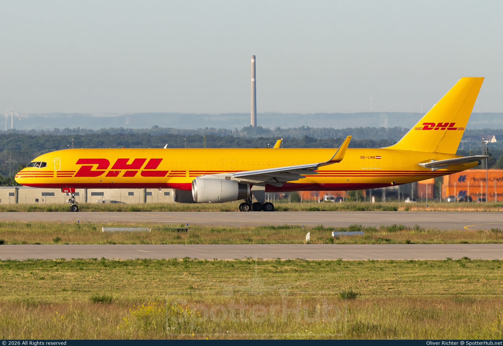 Photo of OE-LNQ - Boeing 757-223(PCF) operated by DHL Air Austria