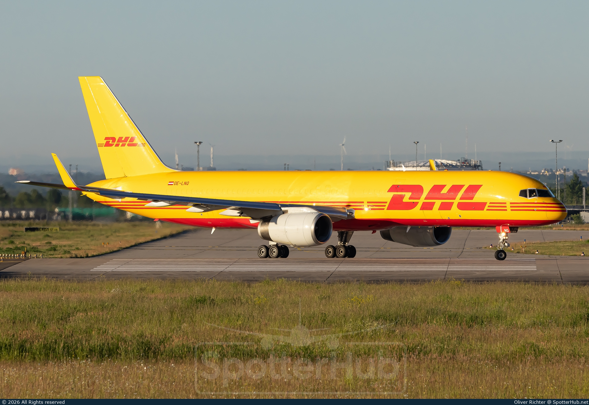 Photo of OE-LNQ - Boeing 757-223(PCF) operated by DHL Air Austria