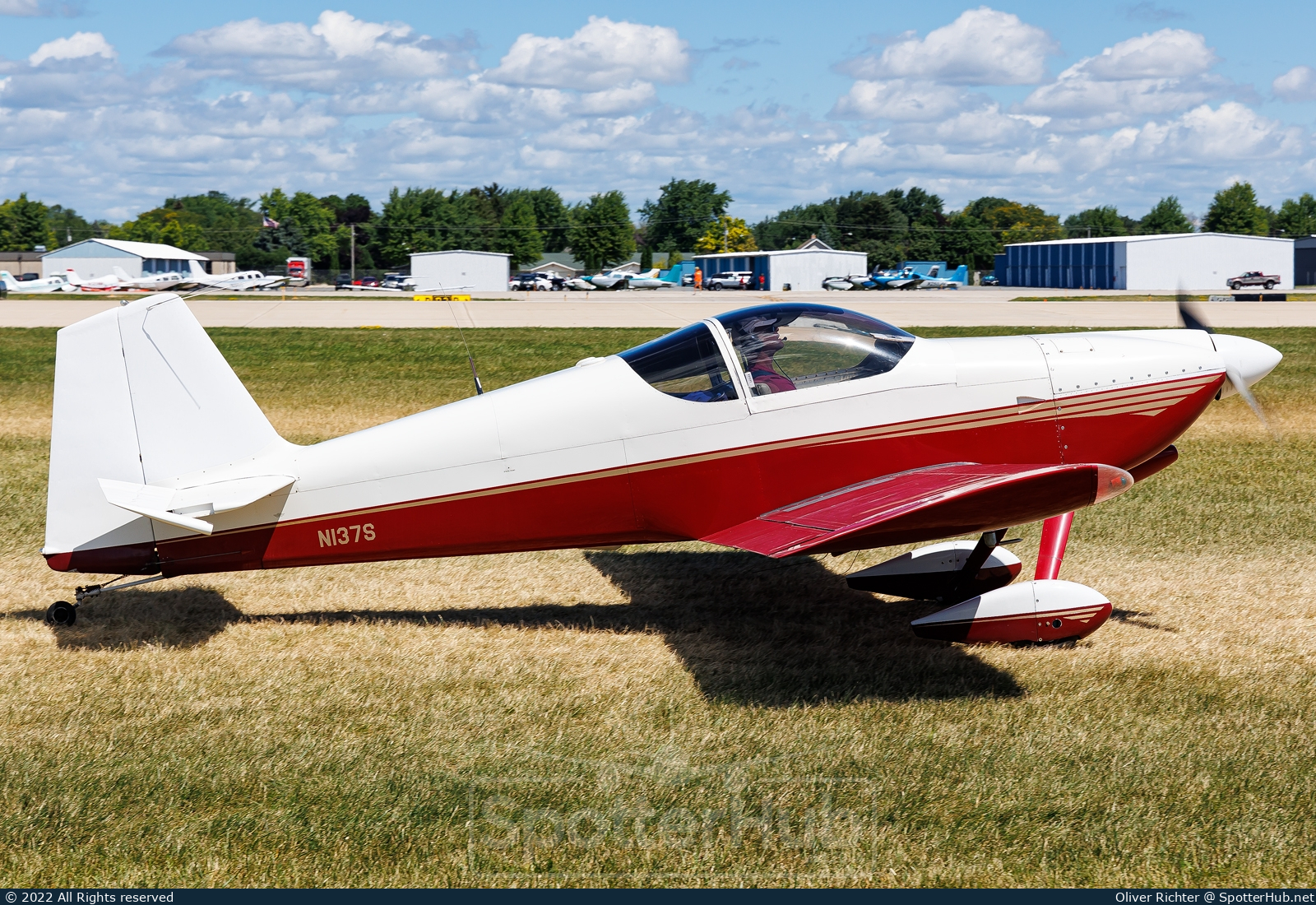 Photo of N137S - Vans RV-6 operated by Private