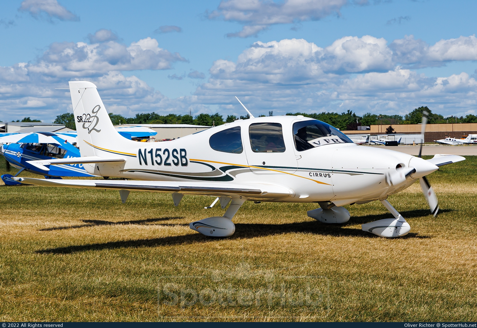 Photo of N152SB - Cirrus SR22 G2 operated by Private