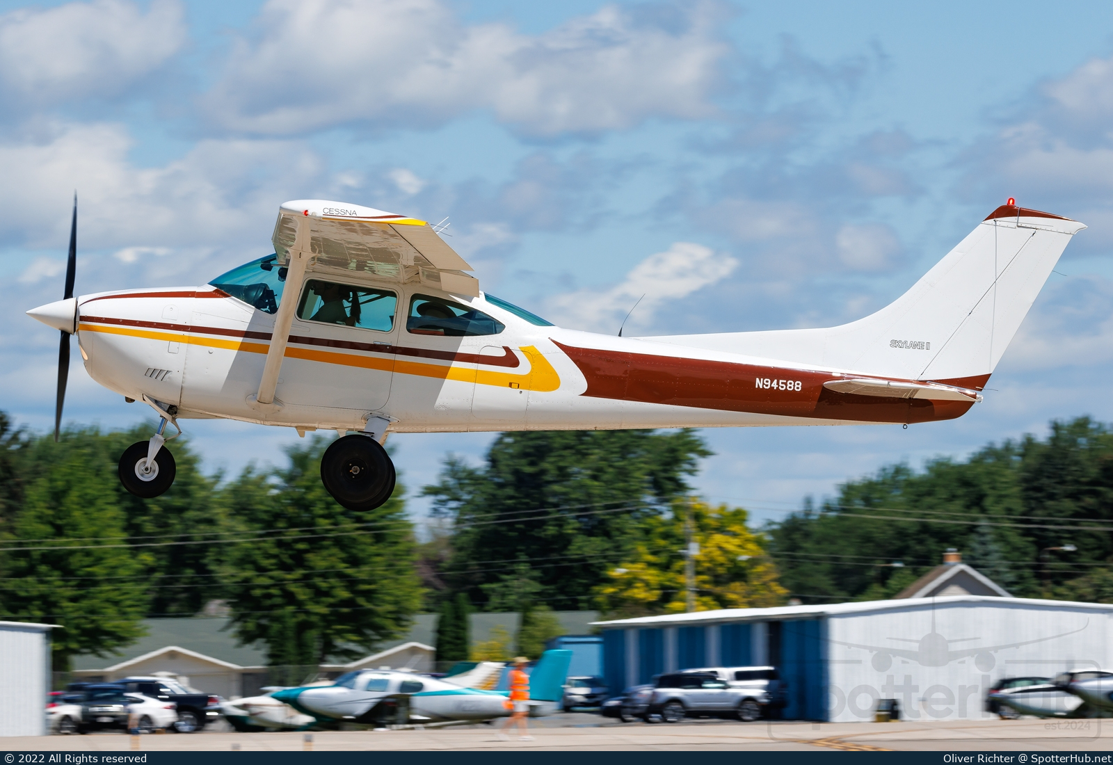 Photo of N94588 - Cessna 182Q Skylane II operated by Private