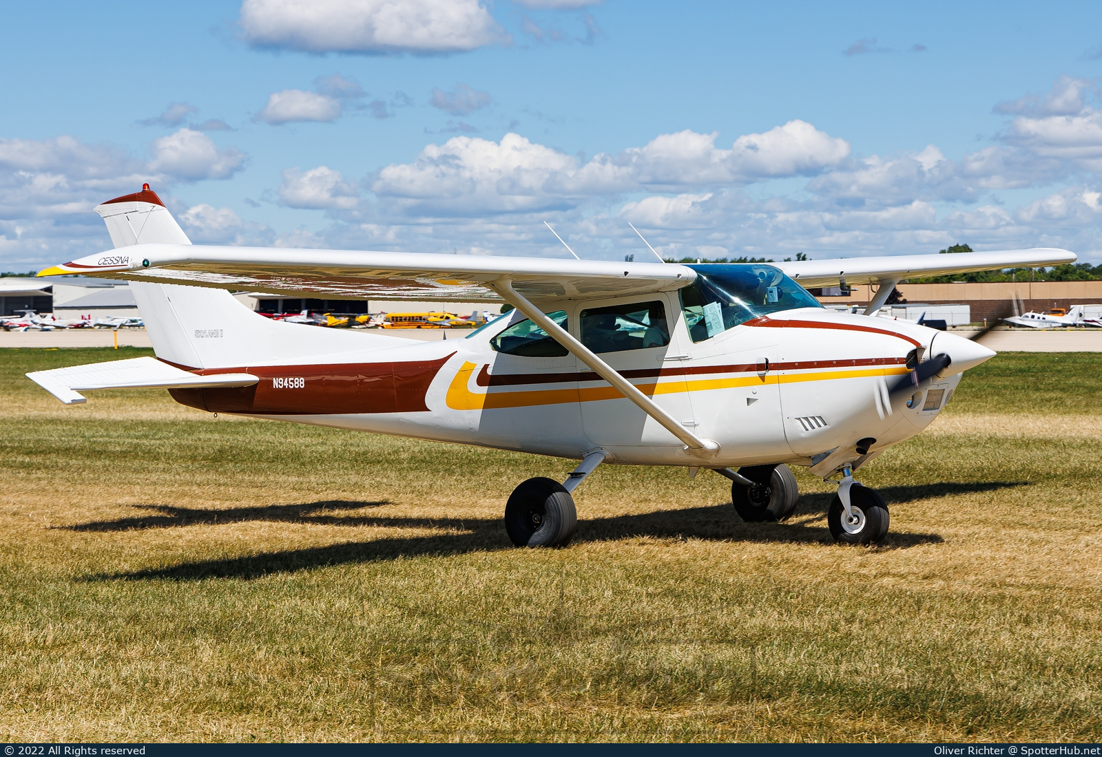 Photo of N94588 - Cessna 182Q Skylane II operated by Private