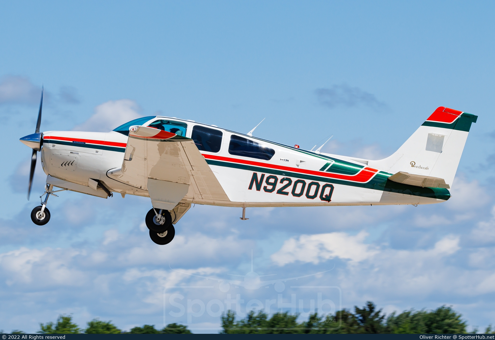 Photo of N9200Q - Beechcraft F33A Bonanza operated by Private