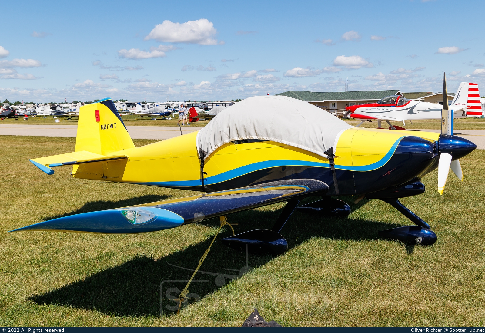 Photo of N811WT - Vans RV-6A operated by Private