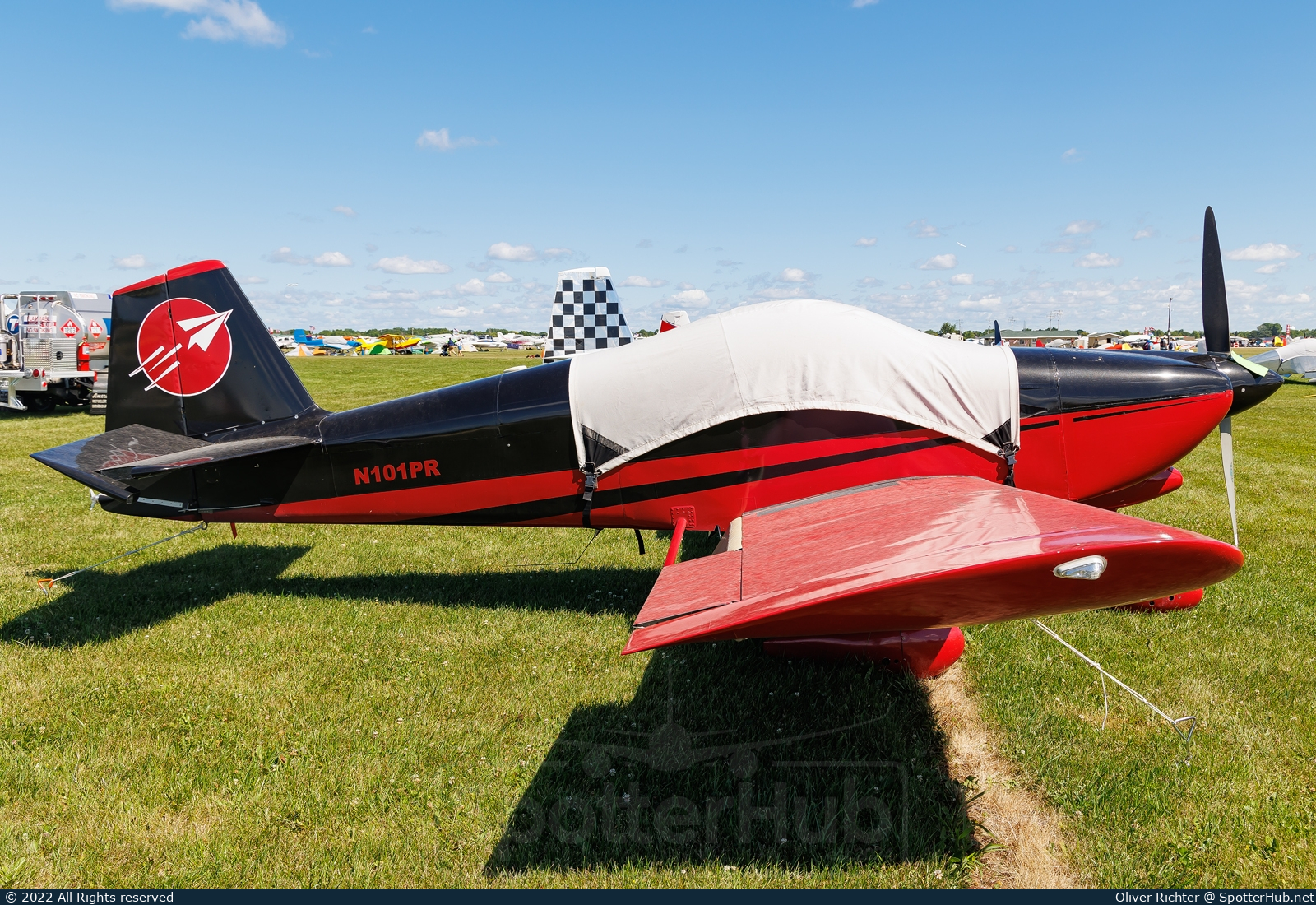 Photo of N101PR - Vans RV-6A operated by Private
