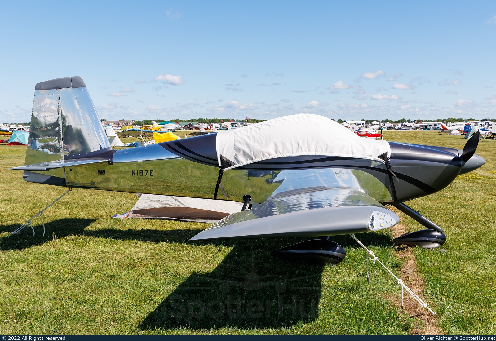 Photo of N187E - Vans RV-7A operated by Private