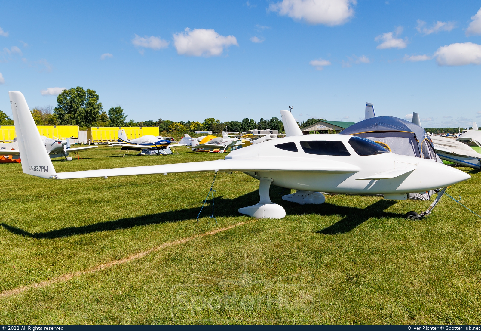 Photo of N827PM - Velocity SE-RG operated by Private