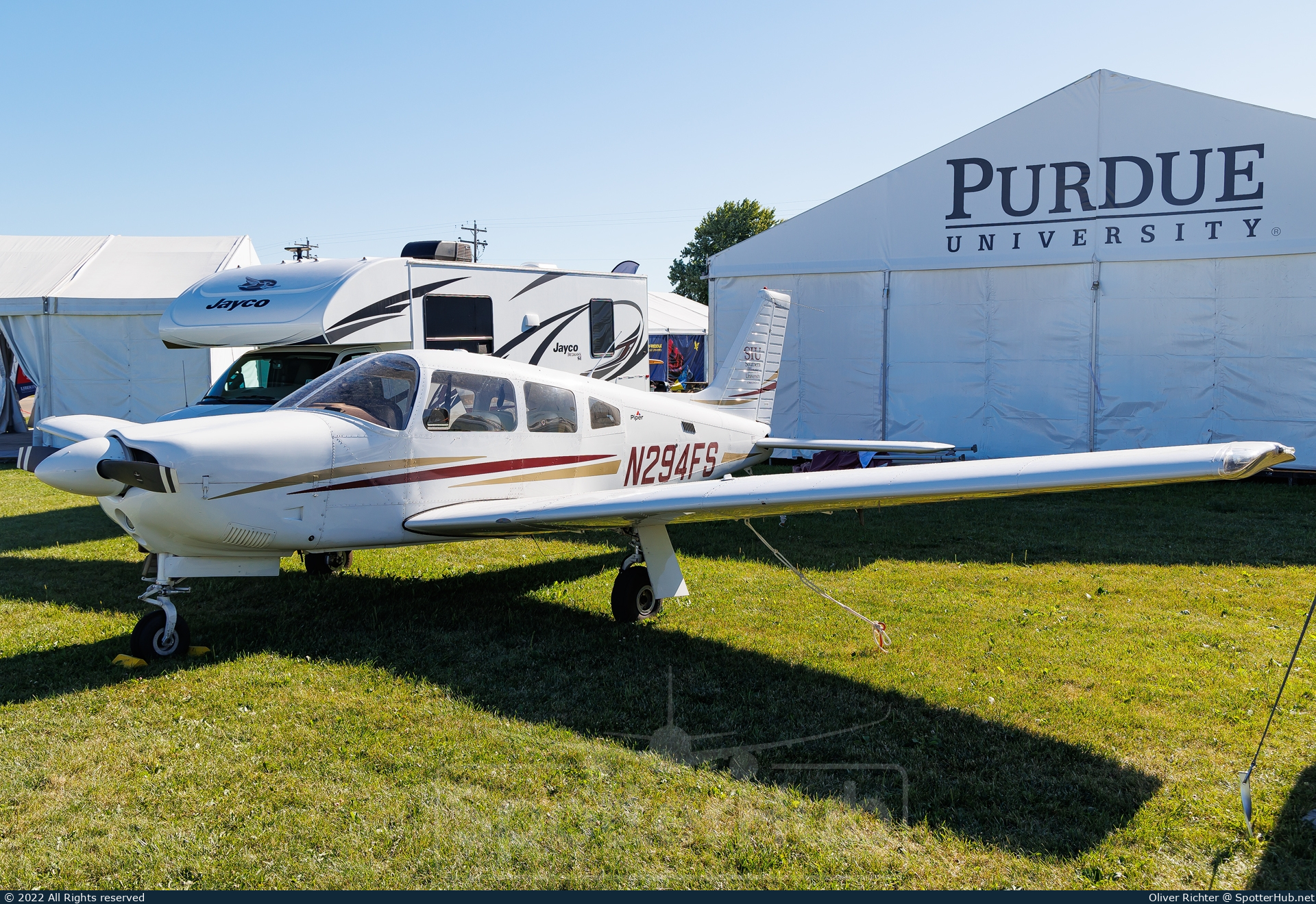 Photo of N294FS - Piper PA-28R-201 Cherokee Arrow III operated by Southern Illinois University