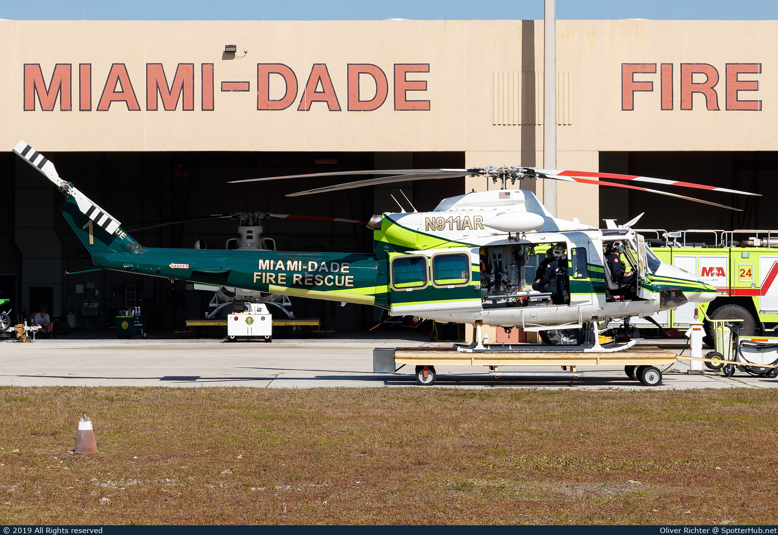 Photo of N911AR - Bell 412EP at Executive