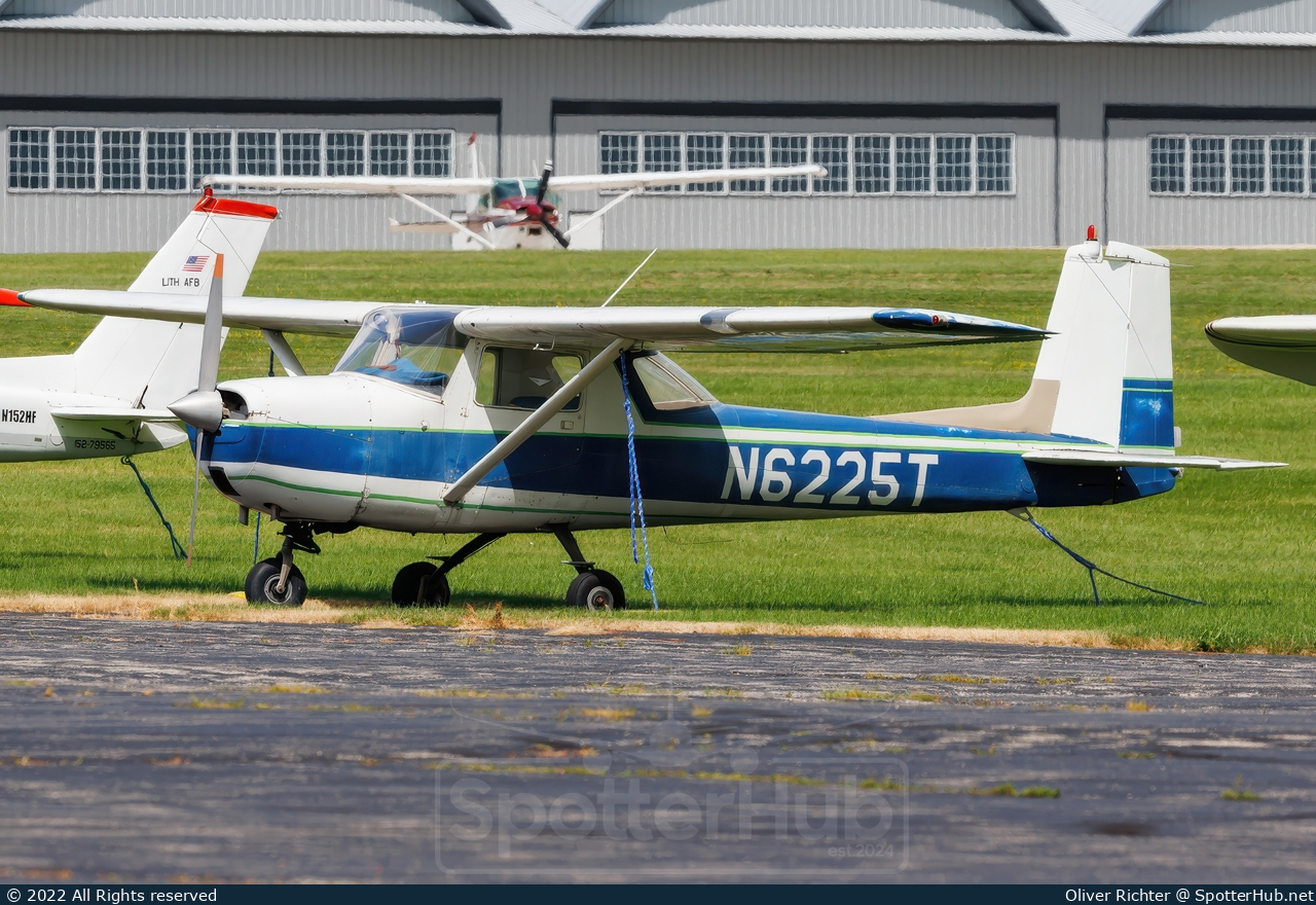 Photo of N6225T - Cessna 150E operated by Private