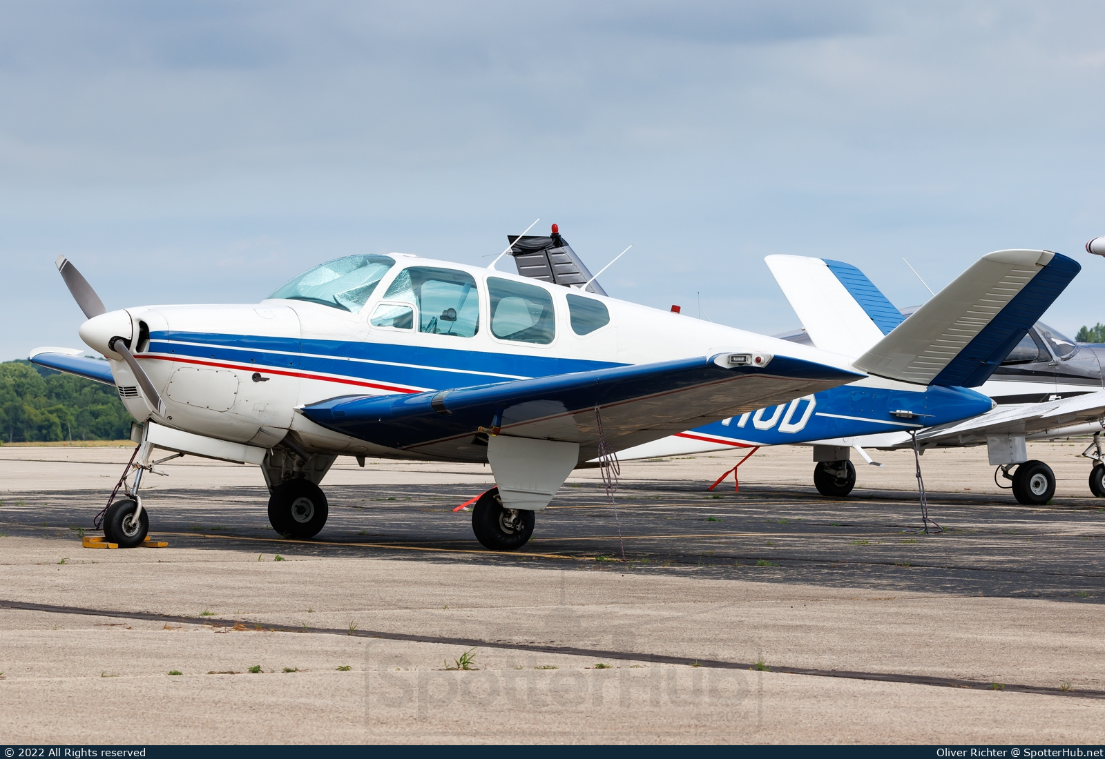 Photo of N4410D - Beechcraft G35 Bonanza operated by Private