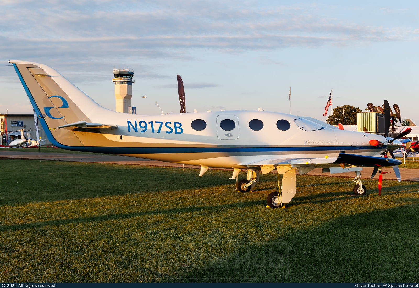Photo of N917SB - Epic E1000 GX operated by Epic Aircraft