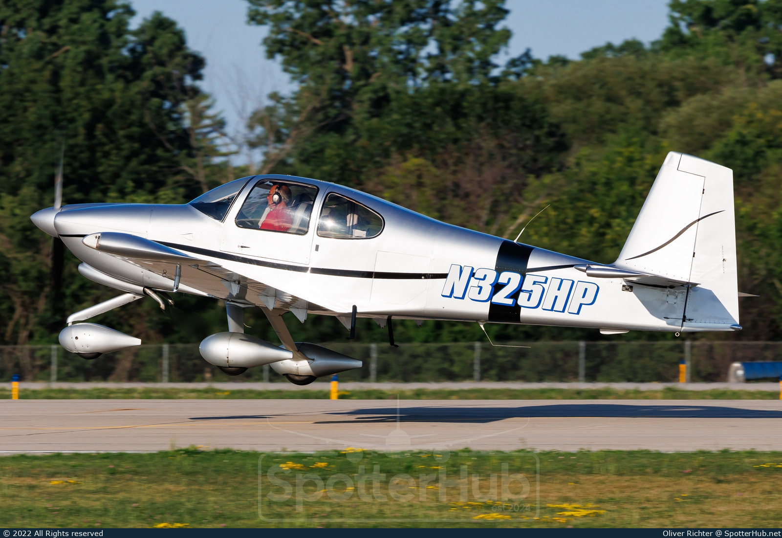 Photo of N325HP - Vans RV-10 operated by Private