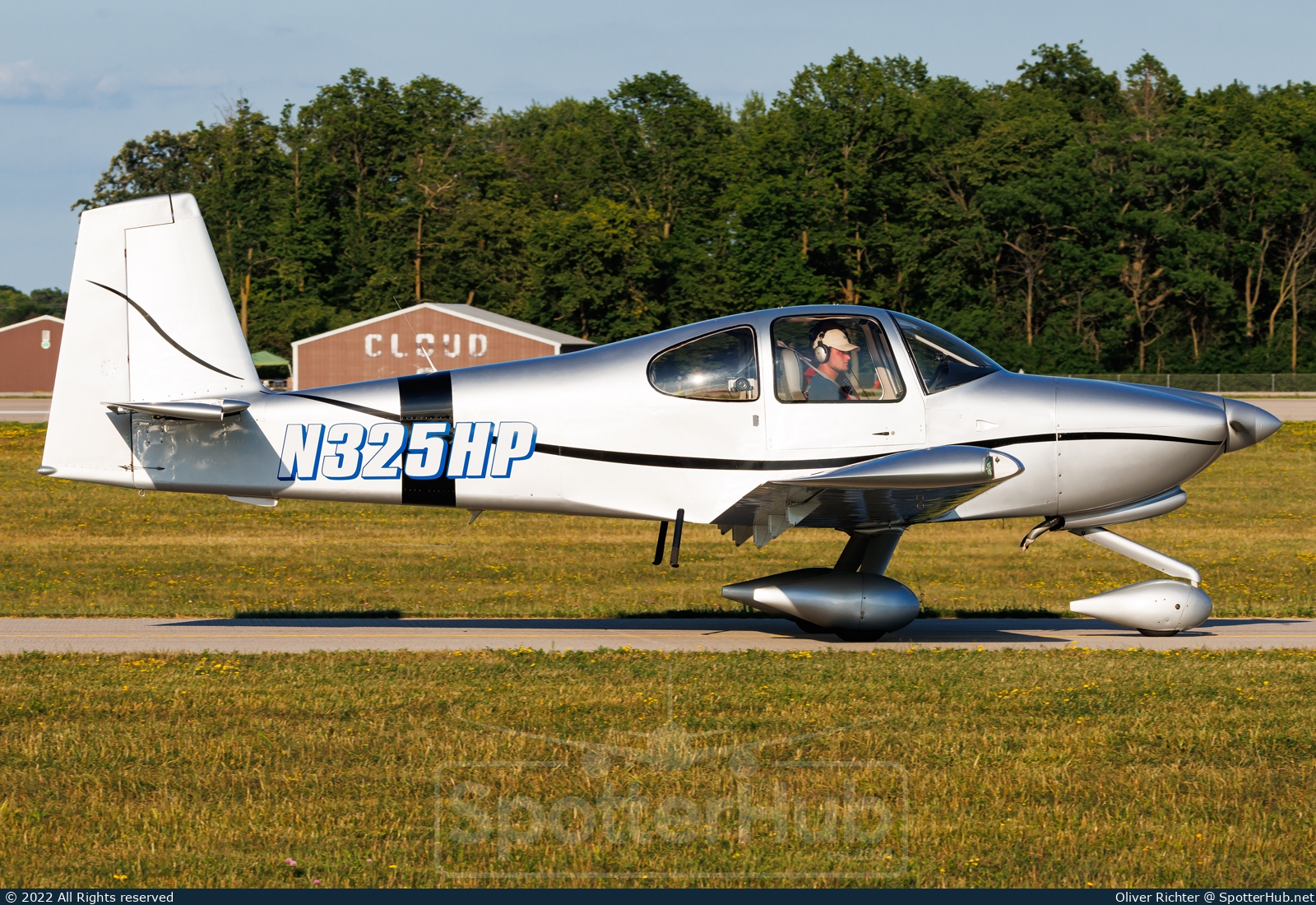 Photo of N325HP - Vans RV-10 operated by Private